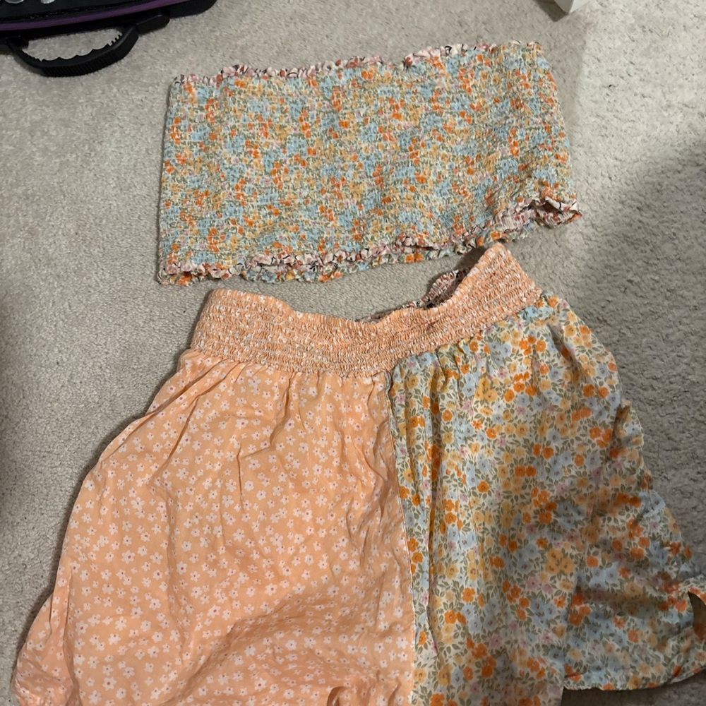 Floral Tube Top and short set.